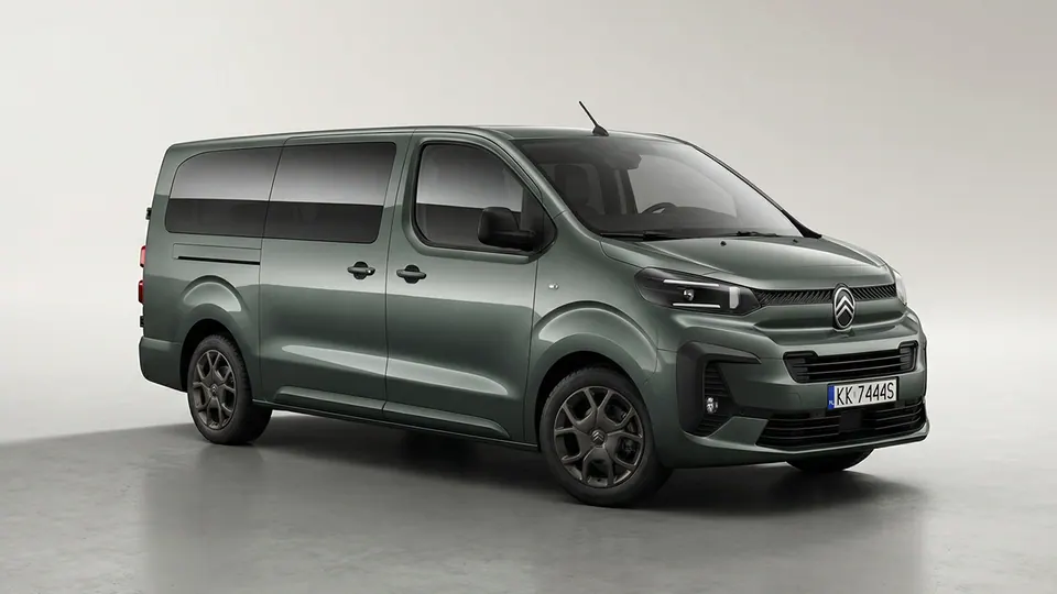 Citroën do przewozu osób widziany z przodu i boku
